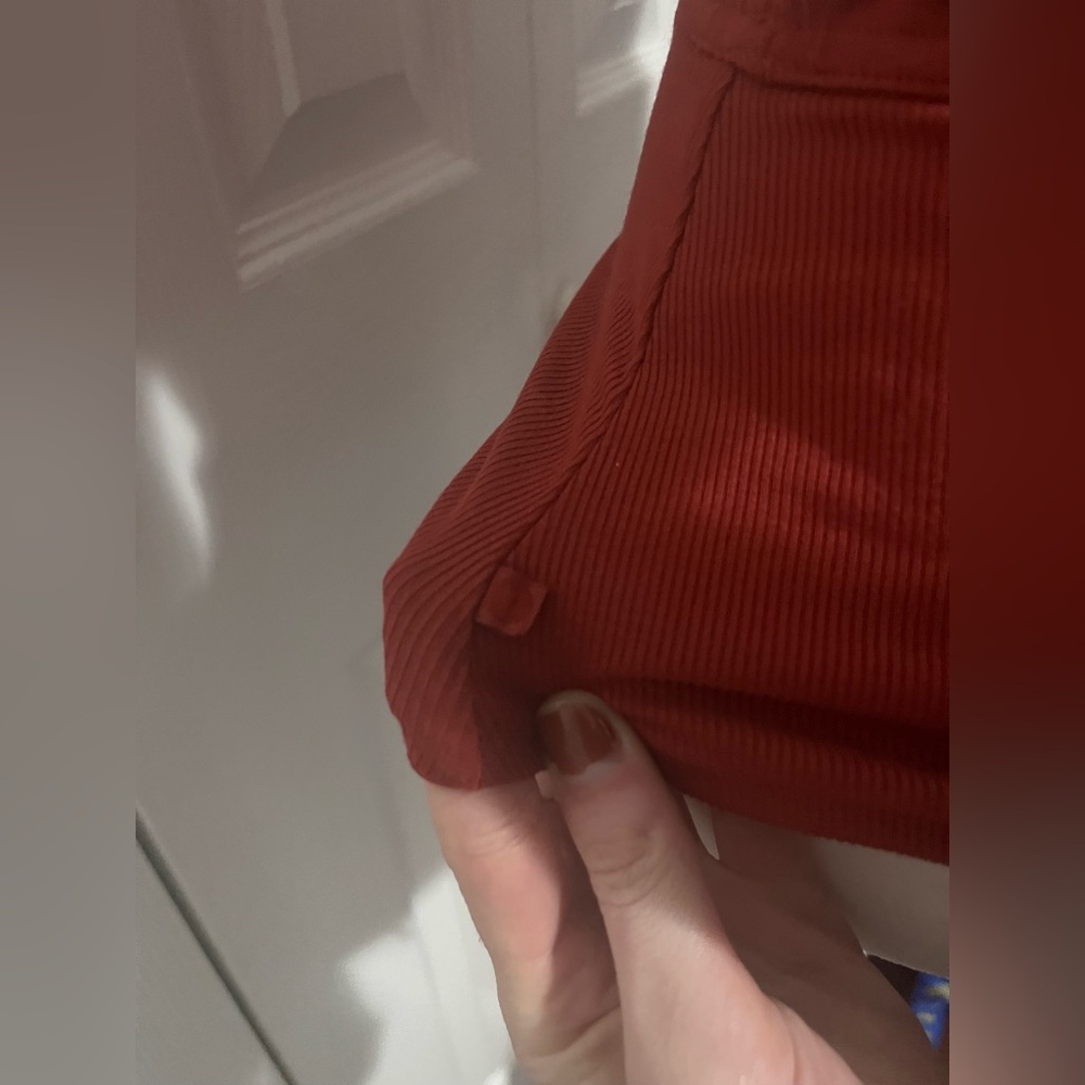 Lululemon Ribbed Modal-Silk Blend Long Sleeve Shirt Cayenne Size 6 - Picture 8 of 8